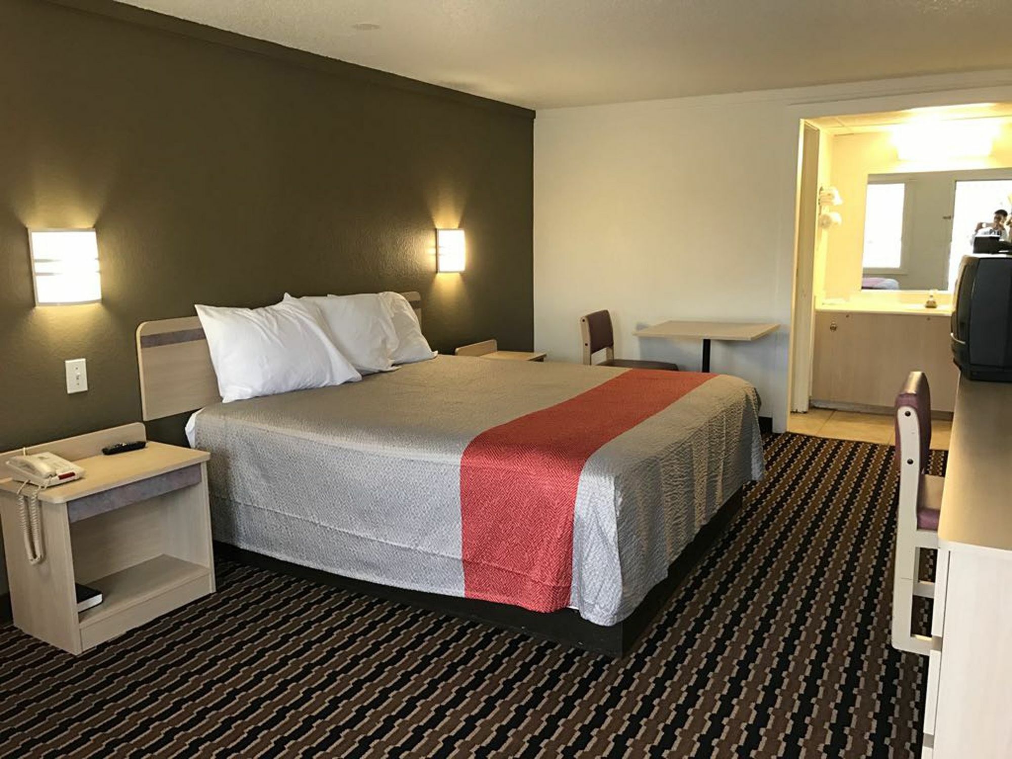 Rodeway Inn Шаронвілл Екстер'єр фото