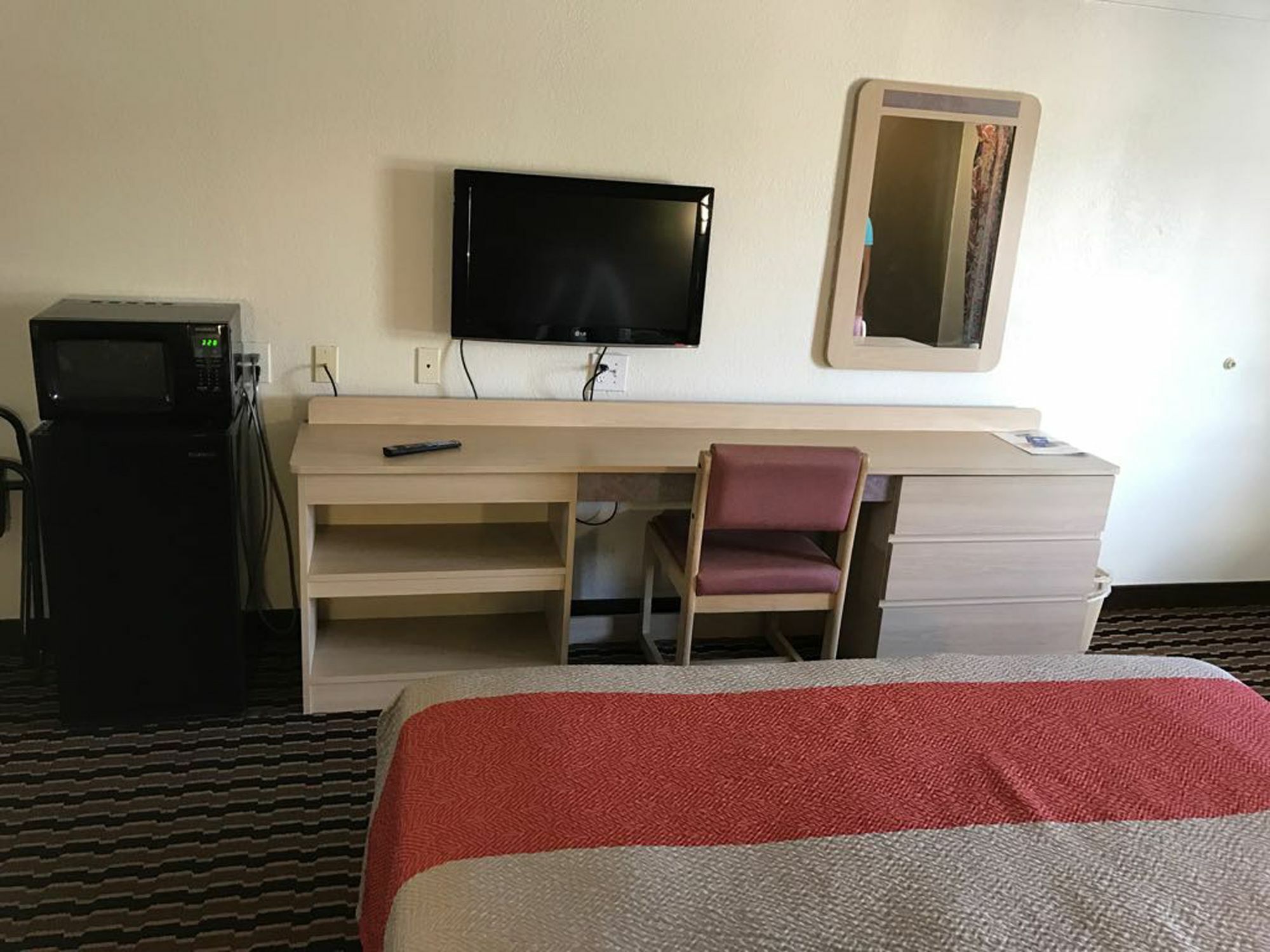 Rodeway Inn Шаронвілл Екстер'єр фото